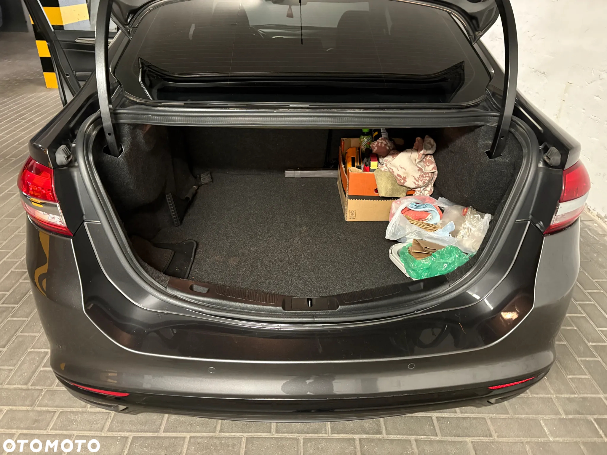 Ford Fusion 2.0 EcoBoost Titanium - 12