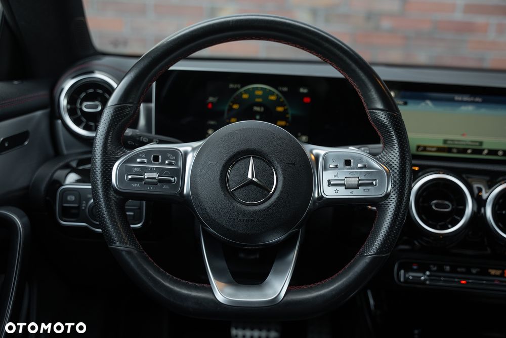 Mercedes-Benz CLA 220 d AMG Line 8G-DCT - 30