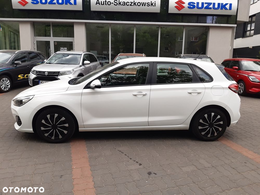 Hyundai i30 1.4 Classic + - 8