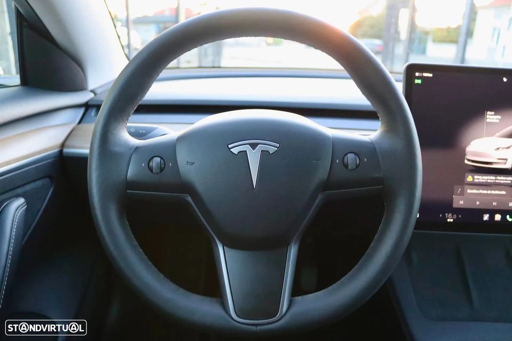 Tesla Model 3 Standard Range Plus RWD - 21