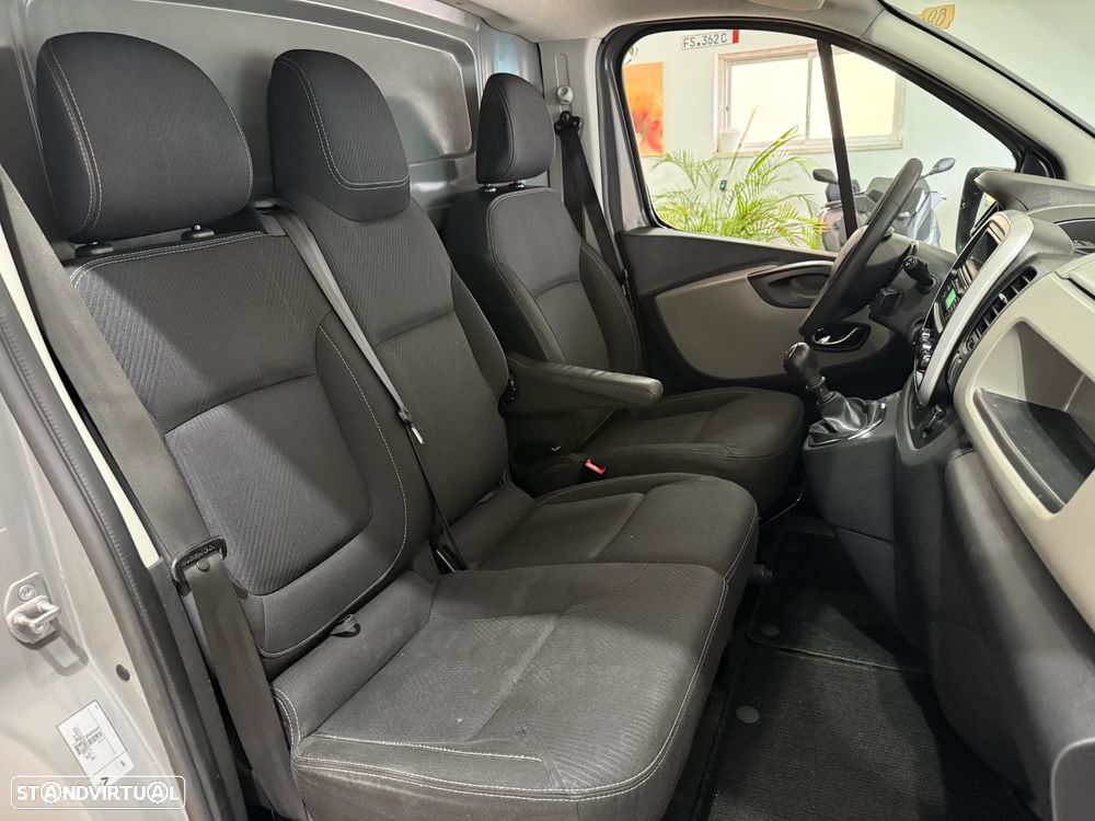 Renault Trafic Longa - 10