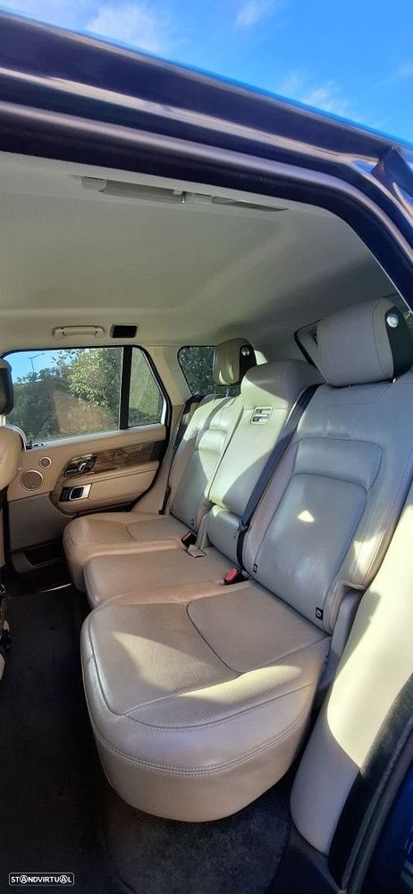 Land Rover Range Rover P400e Plug-in Vogue - 19