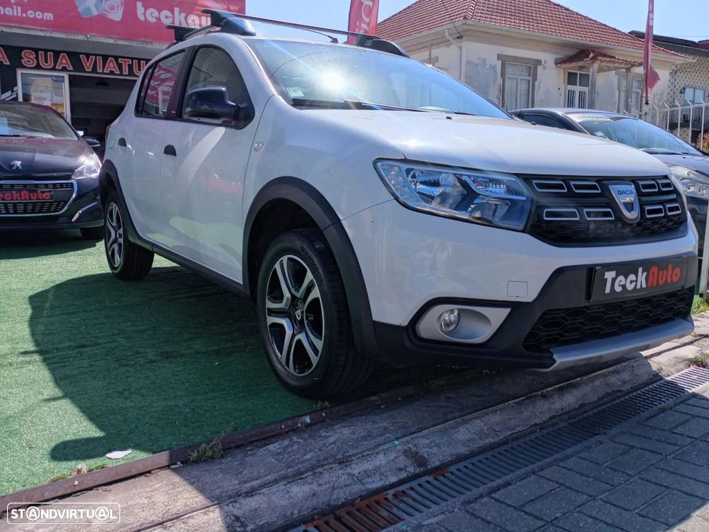 Dacia Sandero 0.9 TCe Stepway - 1