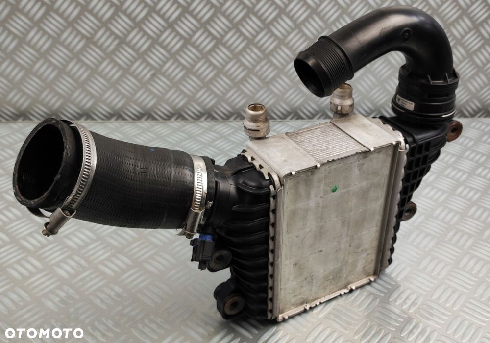 rura chłodnica intercooler powietrza LAND ROVER DOSCOVERY SPORT L550 2,0 TD