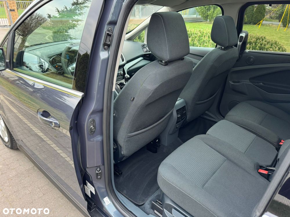 Ford Grand C-MAX 2.0 TDCi Business Edition - 19