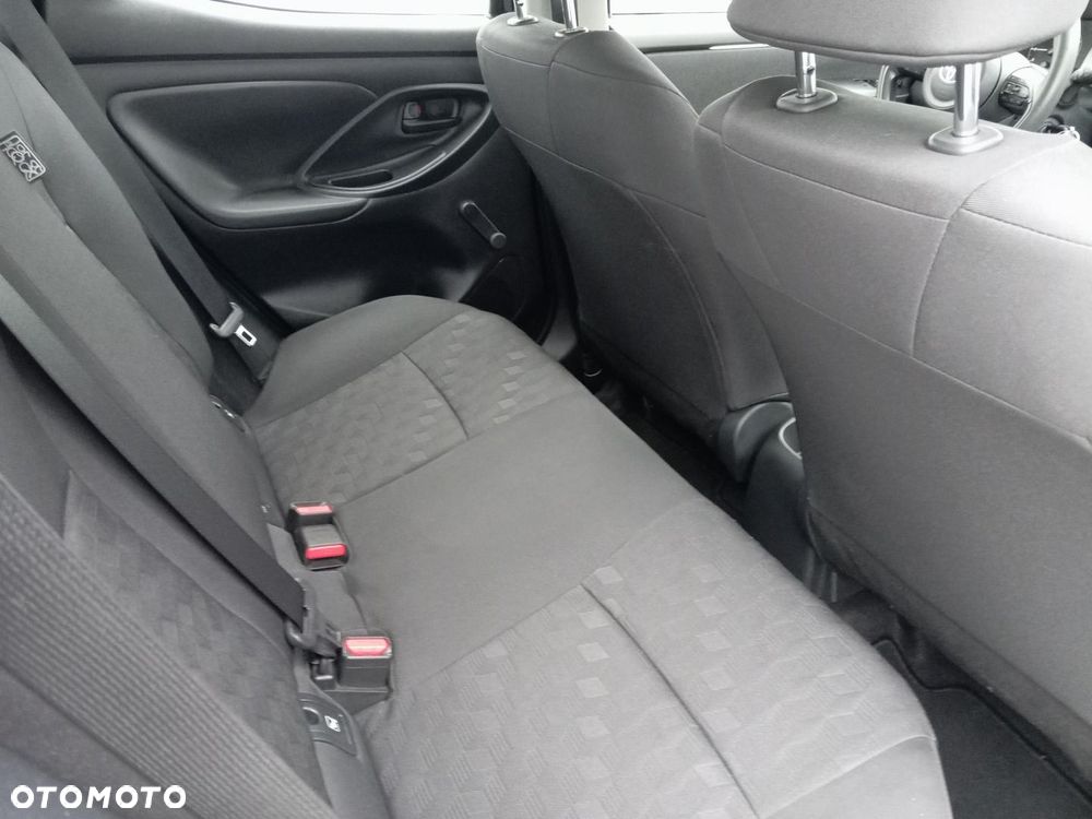 Toyota Yaris 1.5 Active - 13