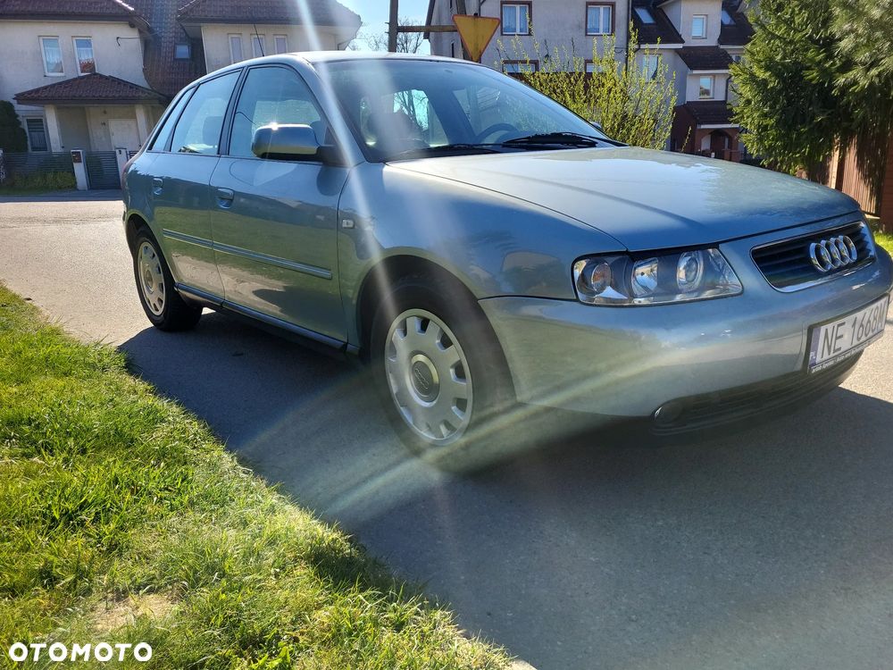 Audi A3 Sportback 1.8 Attraction - 18