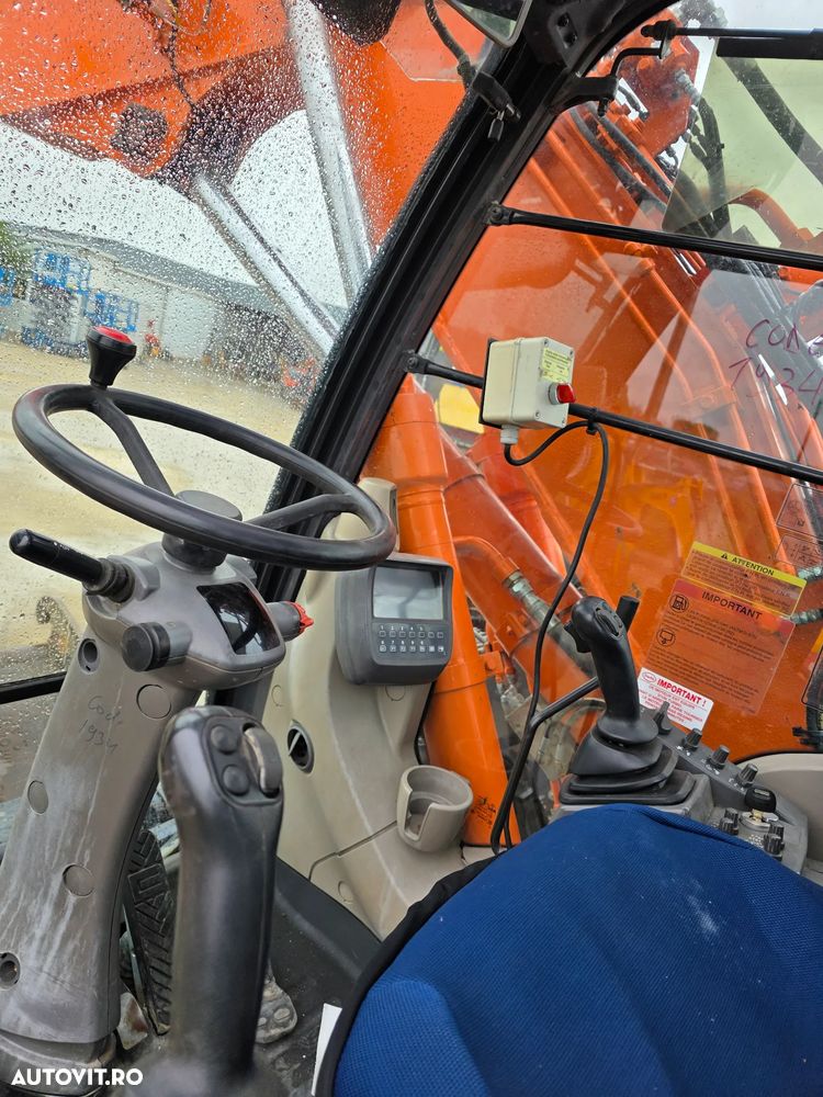 Hitachi ZX145 - W excavator pe roti pe pneuri compact - 9