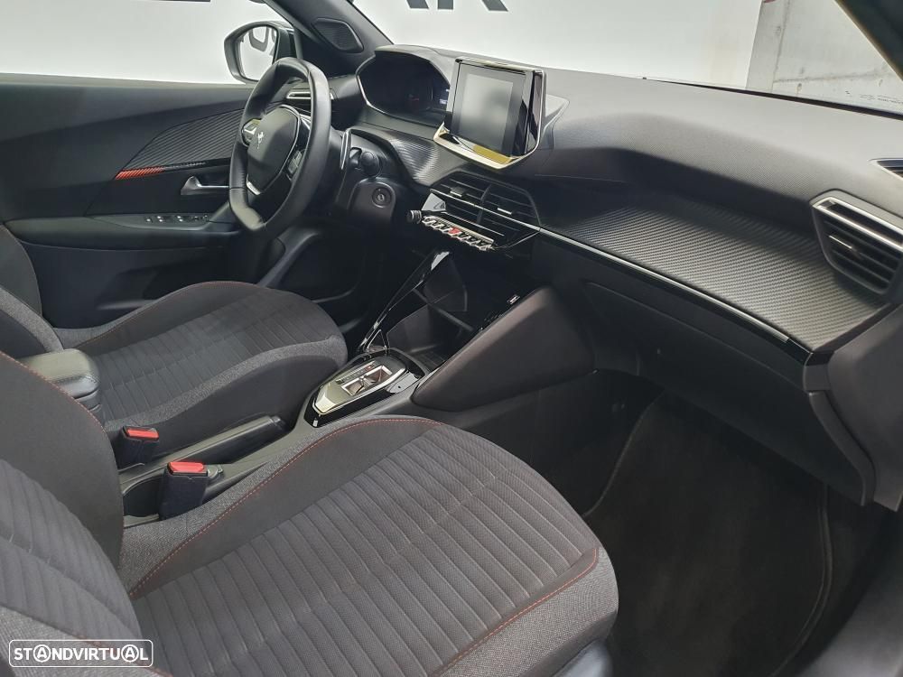 Peugeot 2008 1.5 BlueHDi GT EAT8 - 10