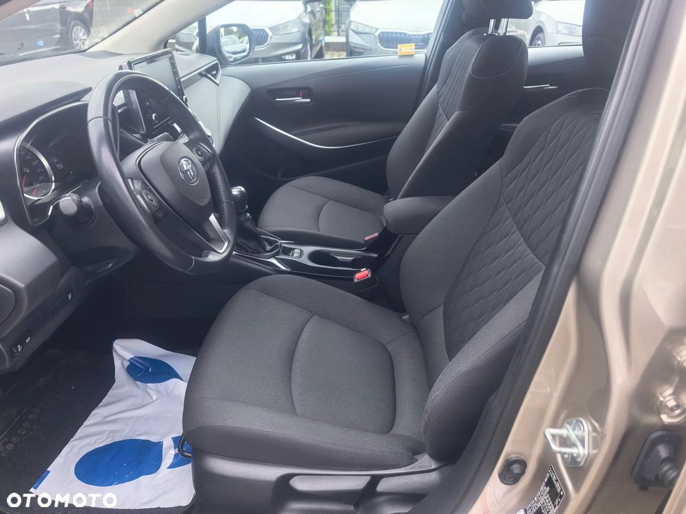 Toyota Corolla 1.5 Comfort - 10