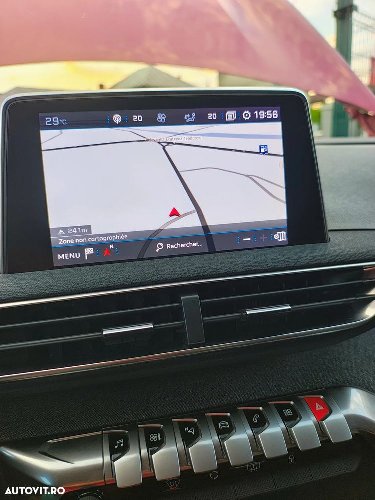 Peugeot 3008 PureTech 130 Stop & Start GPF Allure - 27