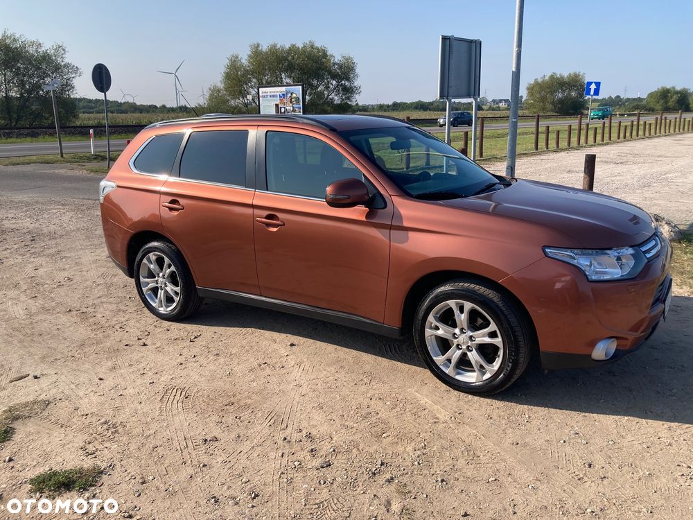 Mitsubishi Outlander 2.2 DI-D 4WD Intense - 4