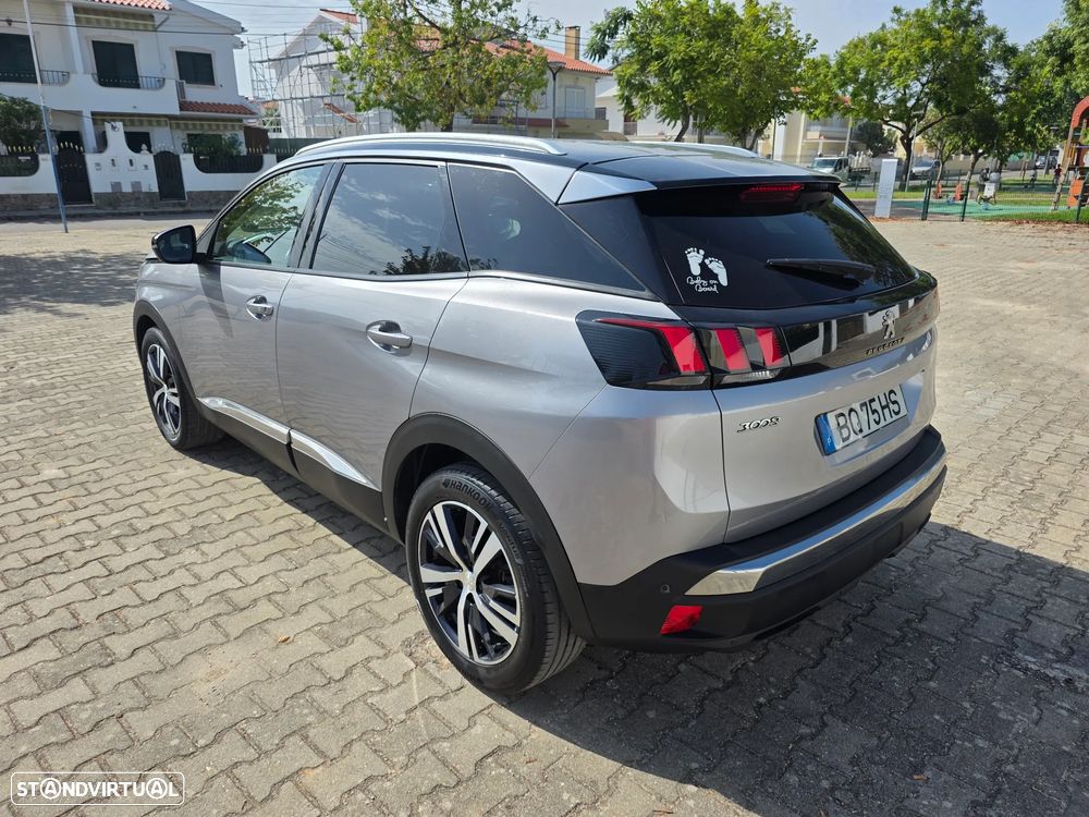 Peugeot 3008 1.2 PureTech Allure Pack - 4