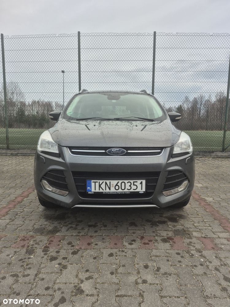 Ford Kuga 1.5 EcoBoost 2x4 Titanium - 24