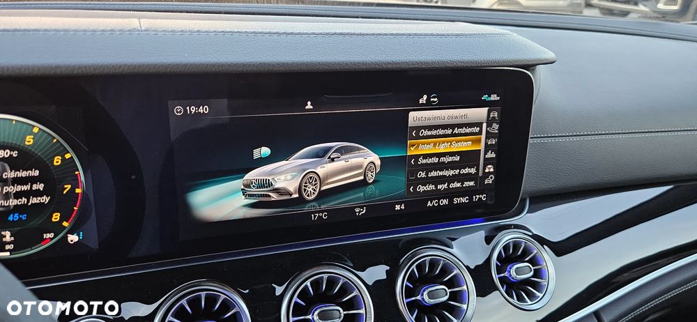 Mercedes-Benz AMG GT 53 4Matic+ 4D Speedshift TCT 9G - 36