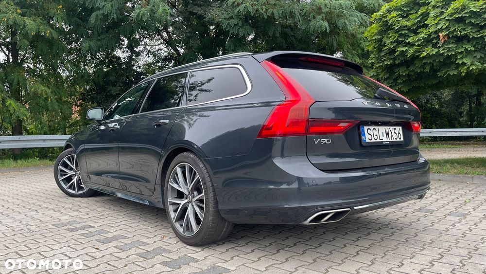 Volvo V90 D4 Momentum - 2