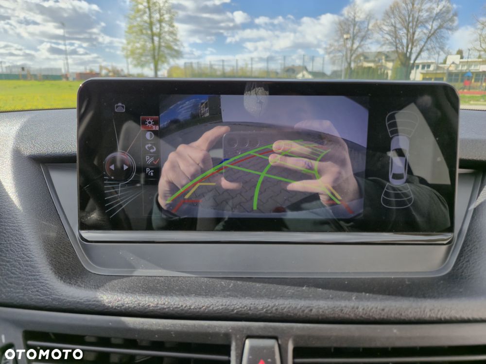 BMW X1 sDrive18i Sport Line - 23