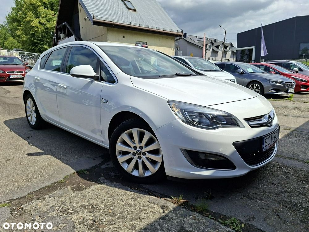 Opel Astra 1.4 T Cosmo EU6 - 4