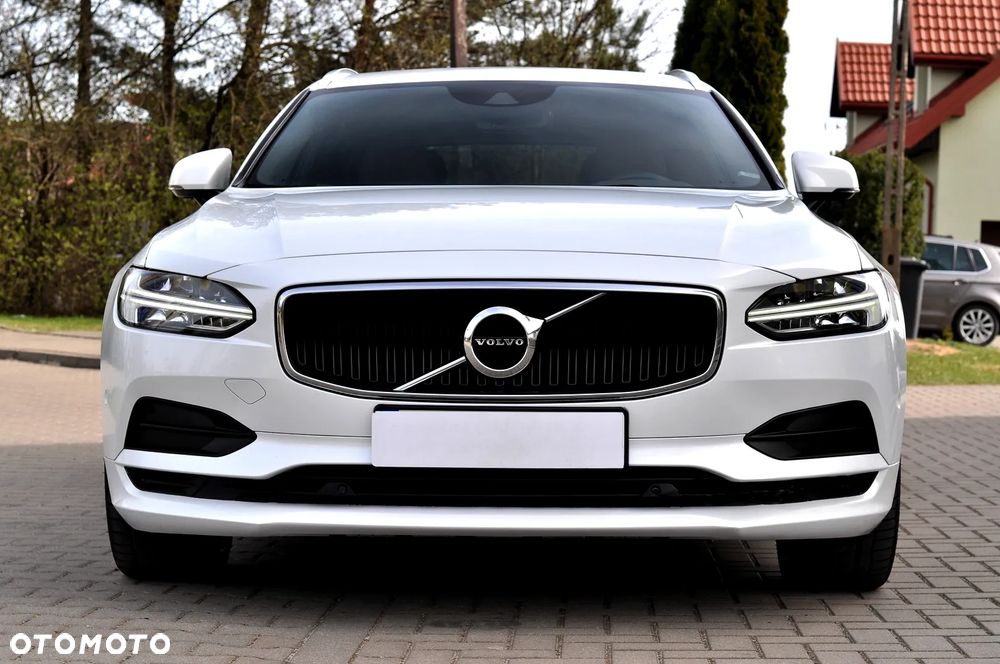 Volvo V90 D4 SCR Momentum Pro - 5