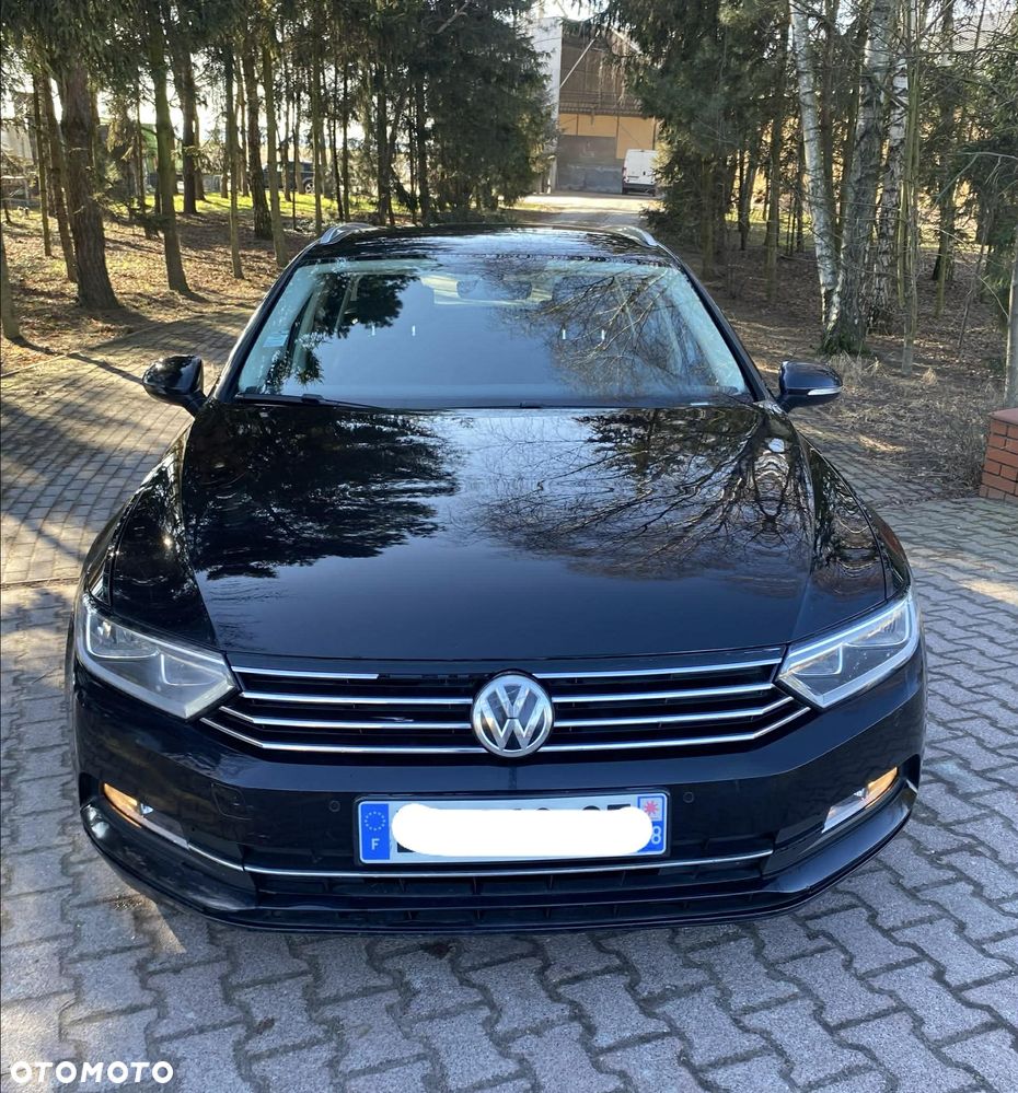 Volkswagen Passat - 2