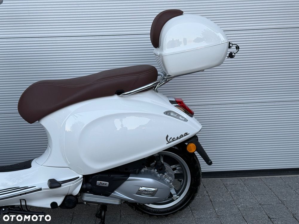 Vespa Primavera - 32