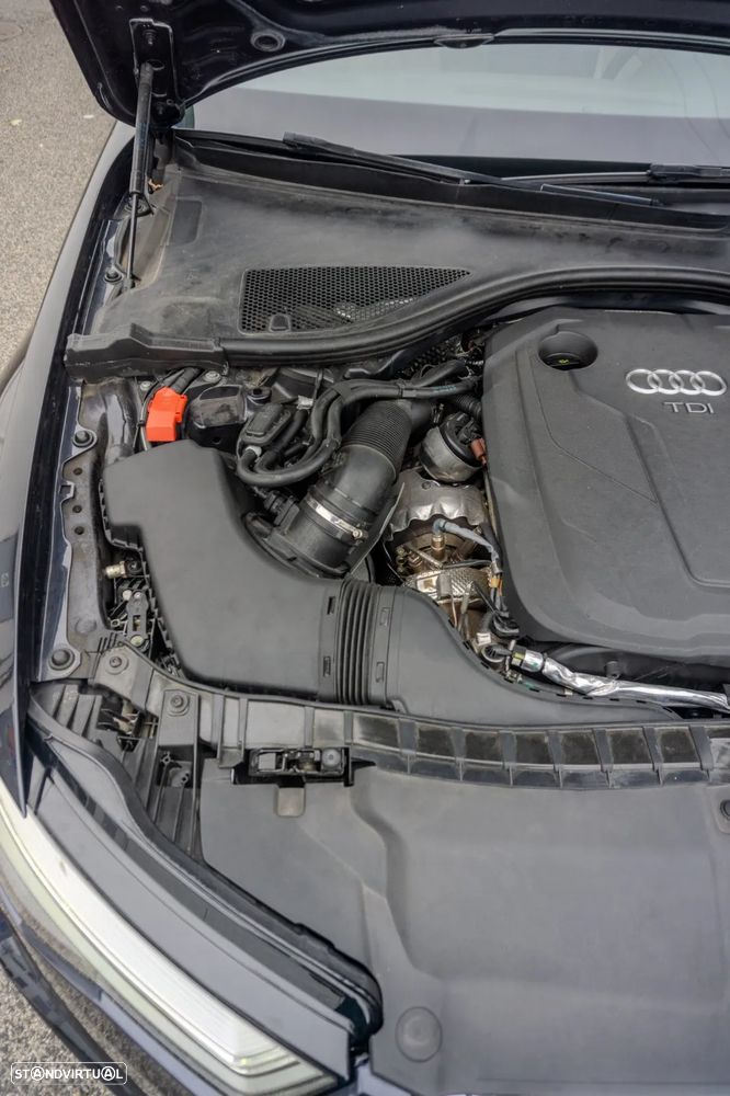 Audi A6 Avant 2.0 TDi Exclusive S tronic - 32