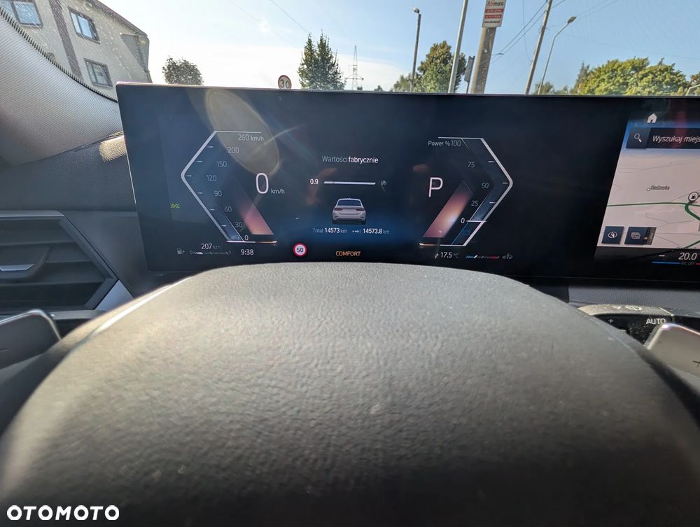 BMW Seria 3 318i Sport Line - 26