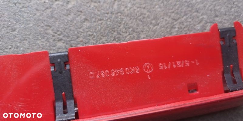 TRZECIE ŚWIATŁO STOP VW TIGUAN GOLF VII VI 5K0945087D - 5