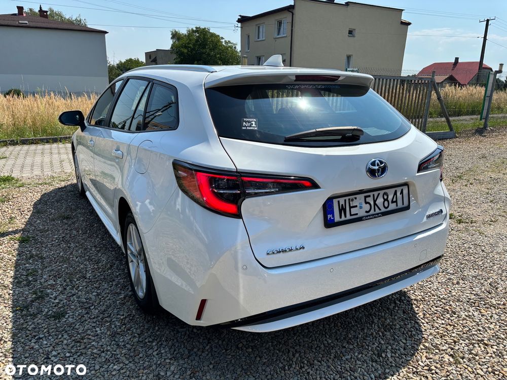 Toyota Corolla 1.8 Hybrid Comfort - 21