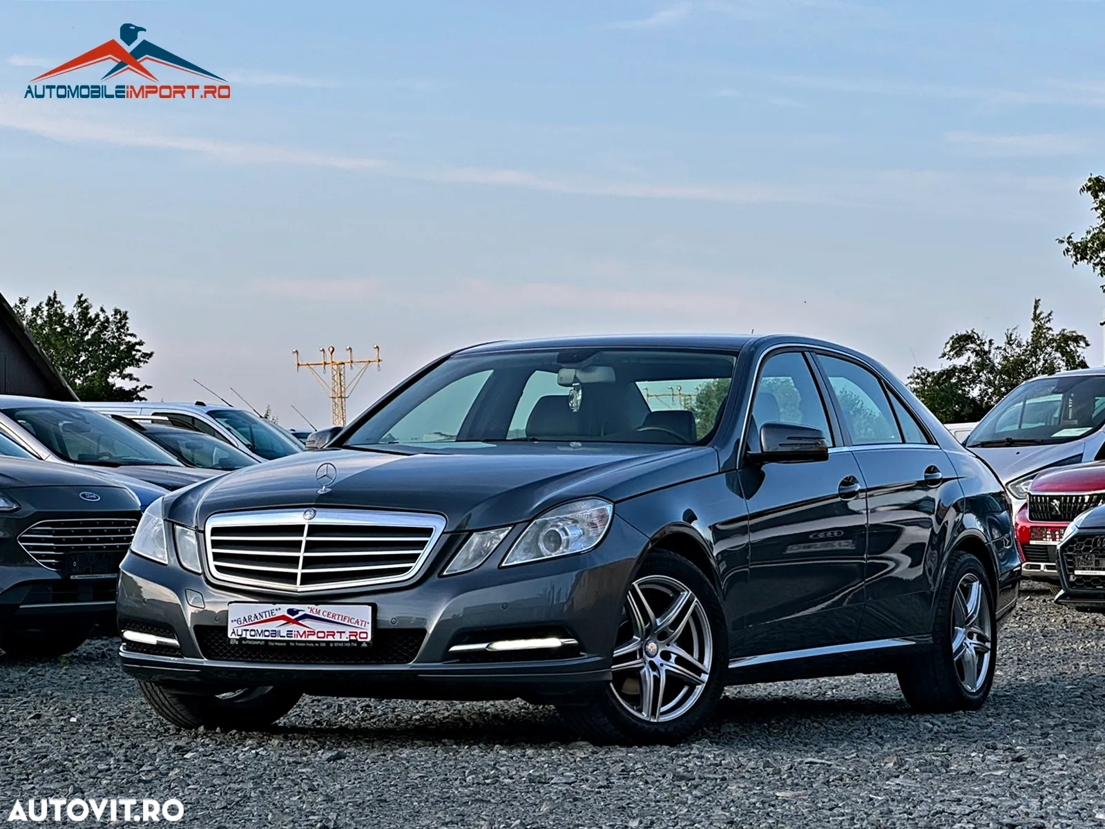 Mercedes-Benz E 200 BlueTEC 7G-TRONIC Elegance - 2