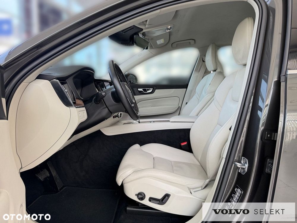 Volvo XC 60 - 12