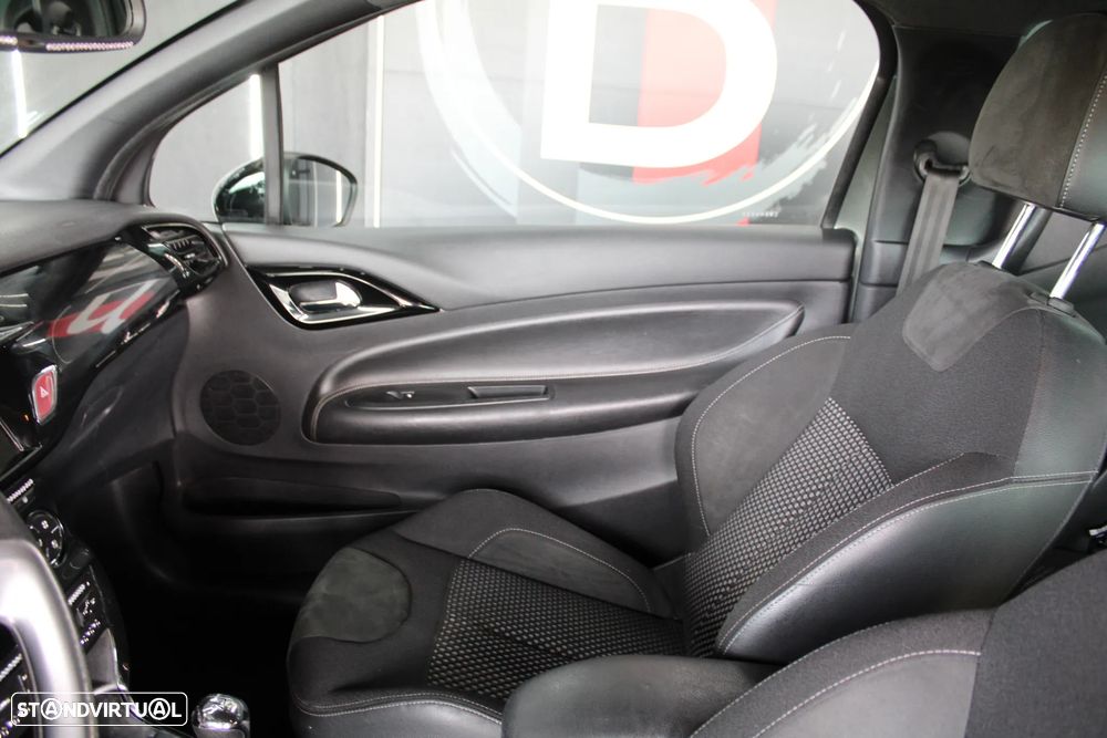 Citroën DS3 1.6 e-HDi So Chic ETG6 - 24