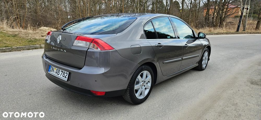 Renault Laguna - 3