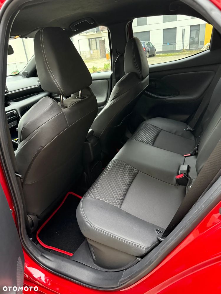 Toyota Yaris Hybrid 1.5 Executive - 24