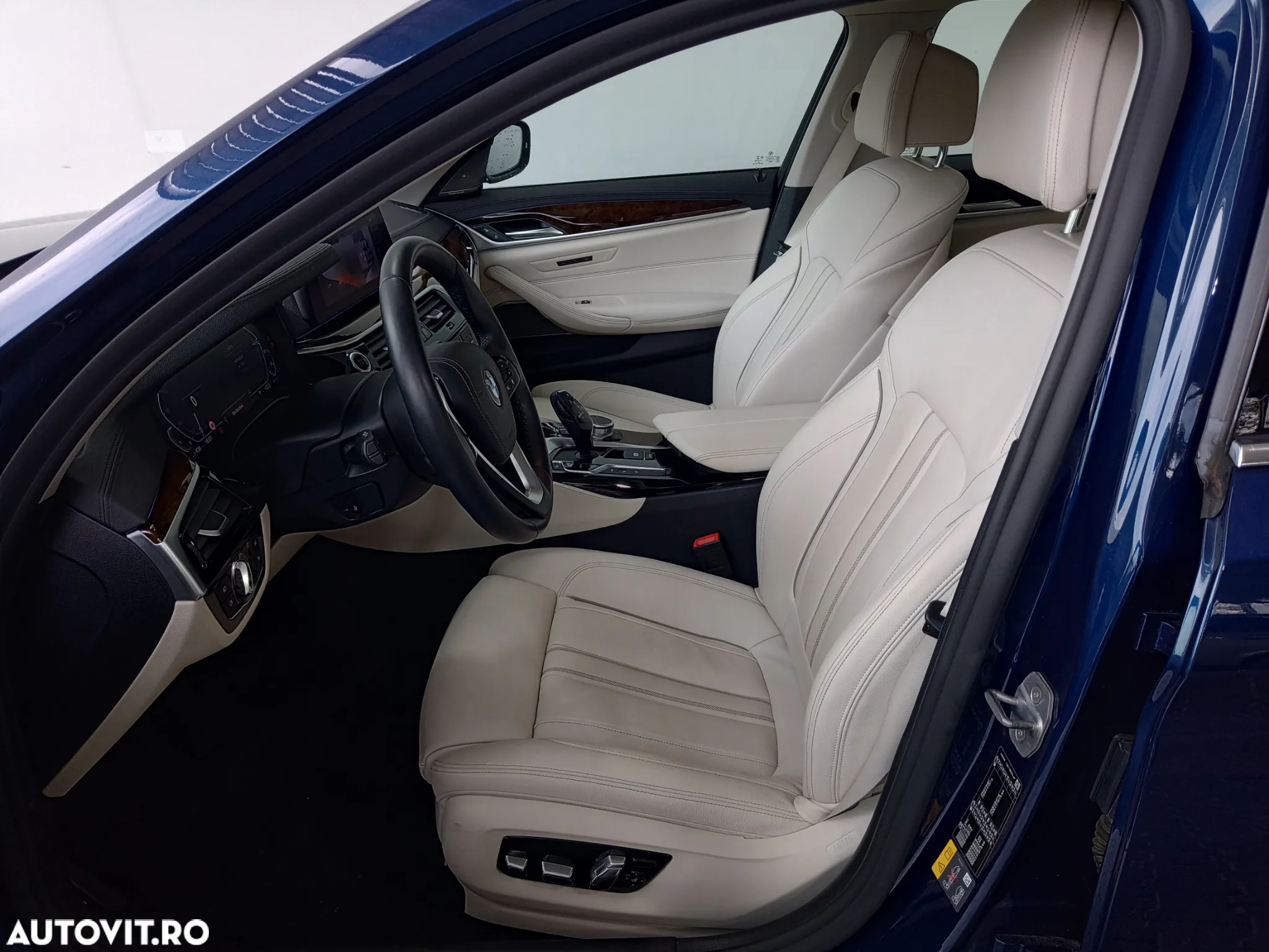 BMW Seria 5 520i Aut. Luxury Line - 5