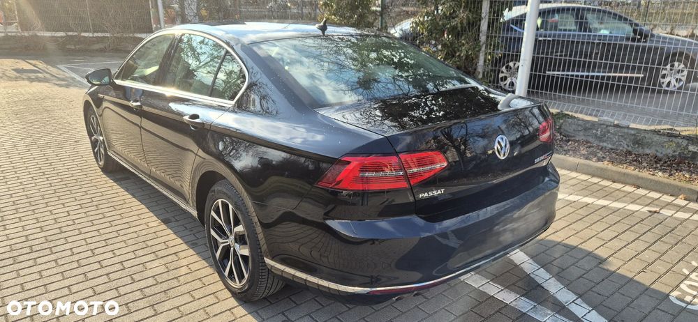 Volkswagen Passat 2.0 TDI BMT 4Mot Highline DSG - 2
