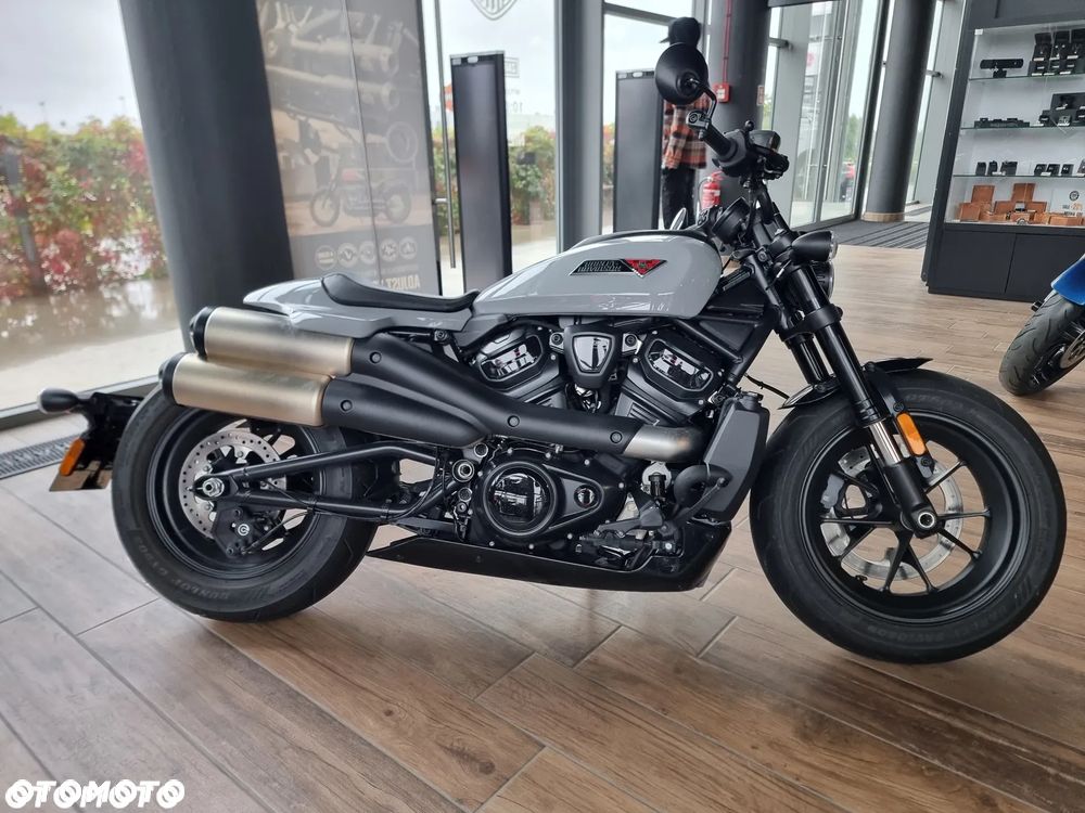 Harley-Davidson Sportster - 3