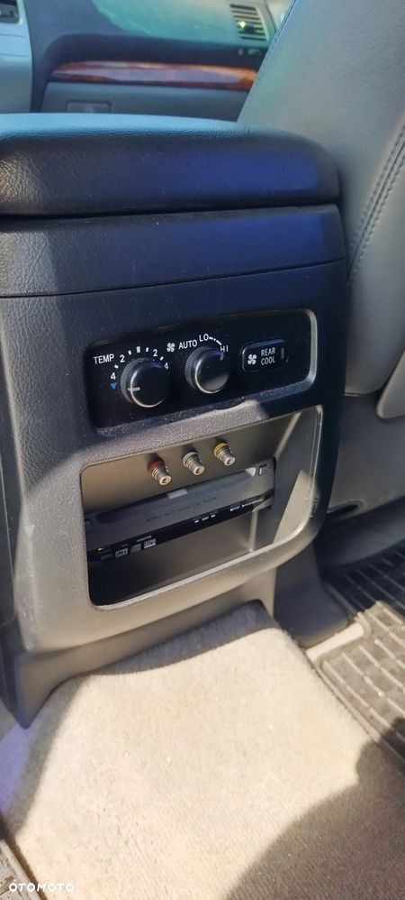 Toyota Land Cruiser 3.0 D Luna Voyage - 9