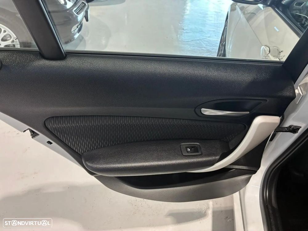 BMW 116 - 25