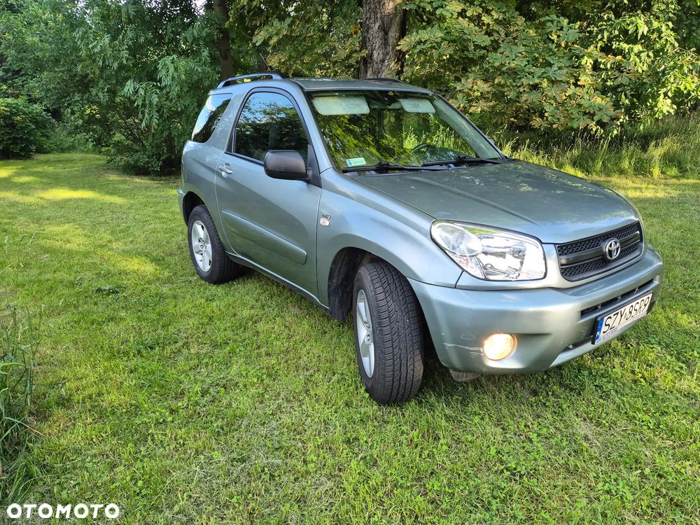 Toyota RAV4 2.0 VVT-i Luna - 2