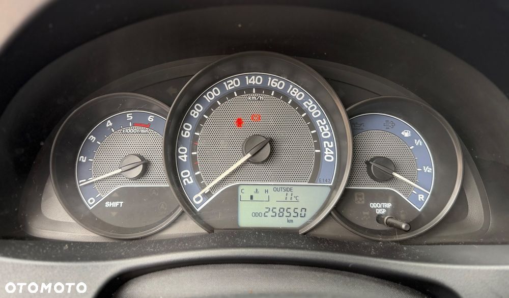 Toyota Auris 1.4 D-4D Life - 22