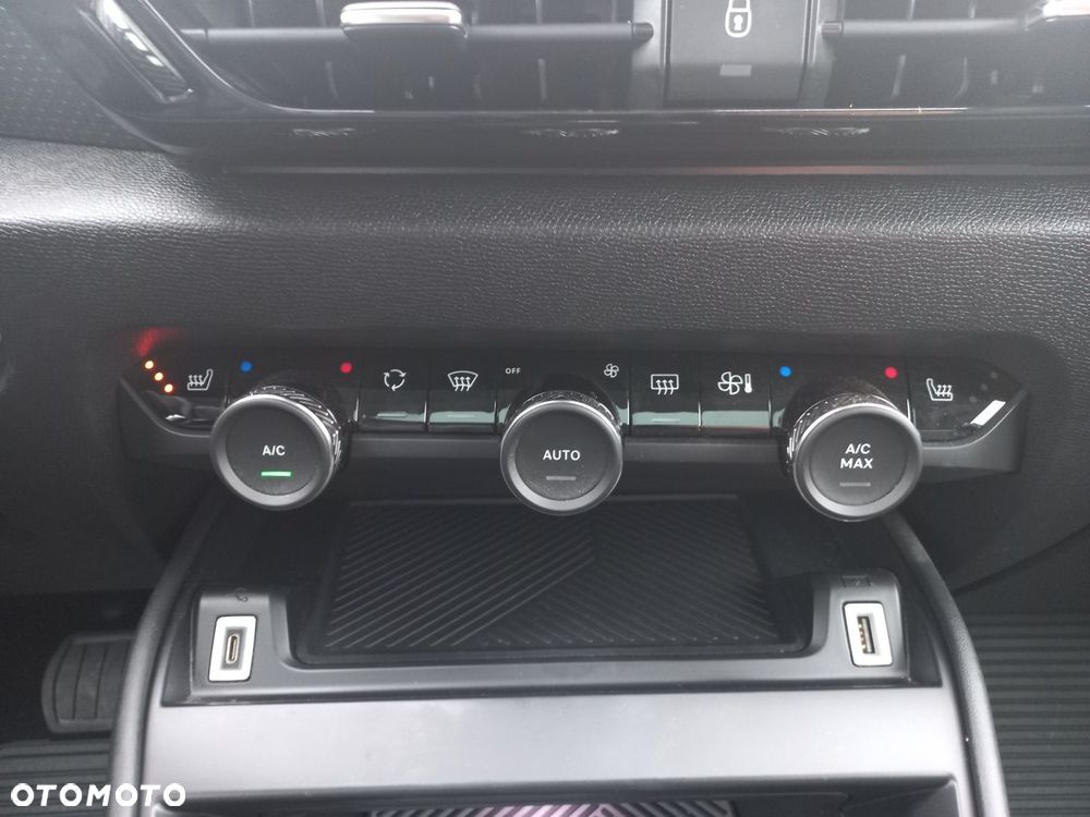 Citroën C4 1.2 PureTech Shine S&S EAT8 - 21