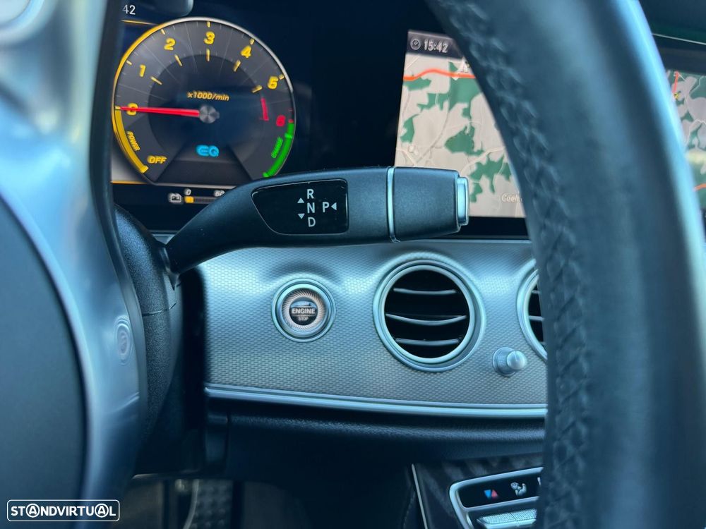 Mercedes-Benz E 300 de AMG Line - 23