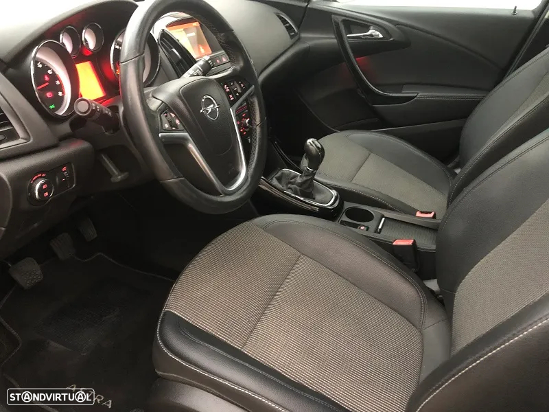 Opel Astra Sports Tourer 1.4 T Excite GPL J16 - 10