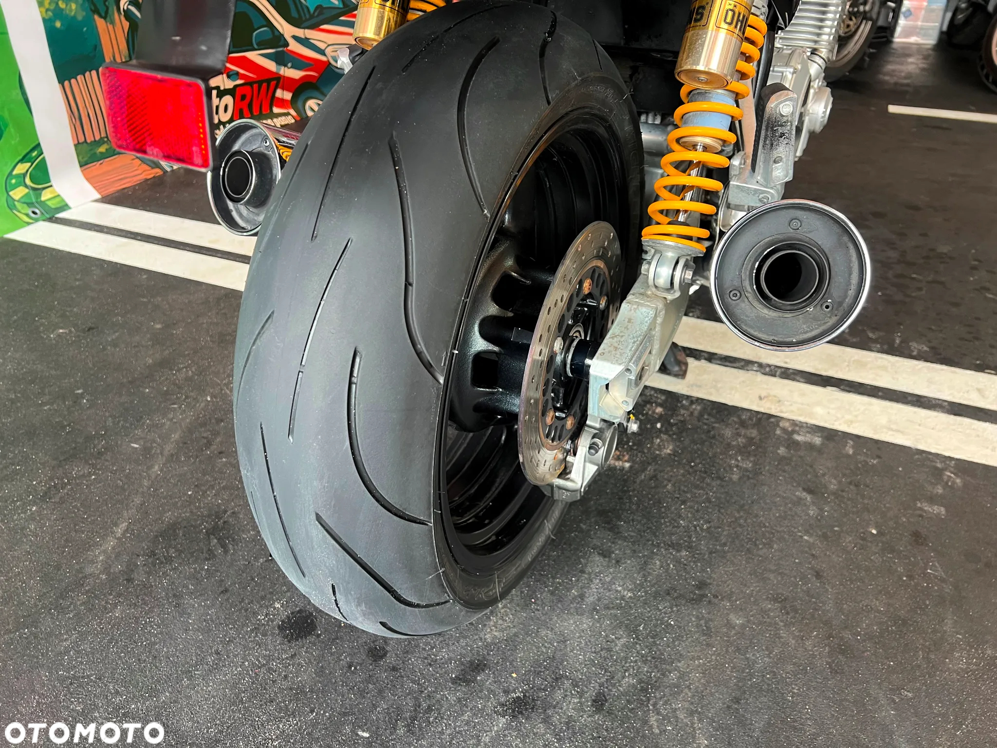 Yamaha XJR - 24