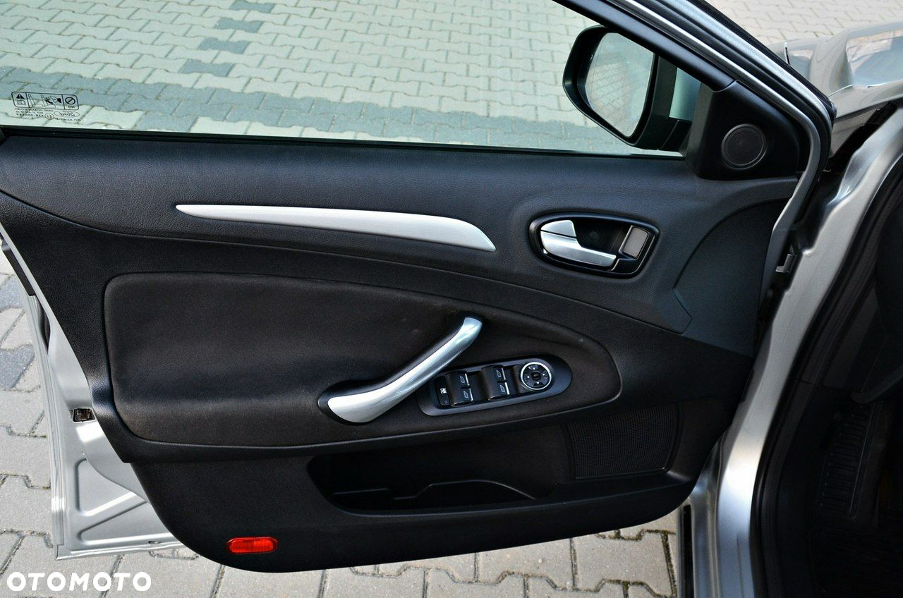 Ford Mondeo - 13