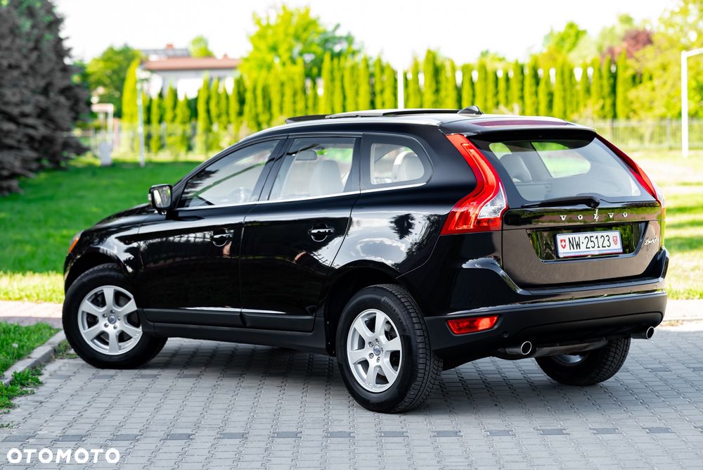Volvo XC 60 T6 AWD RDesign - 10