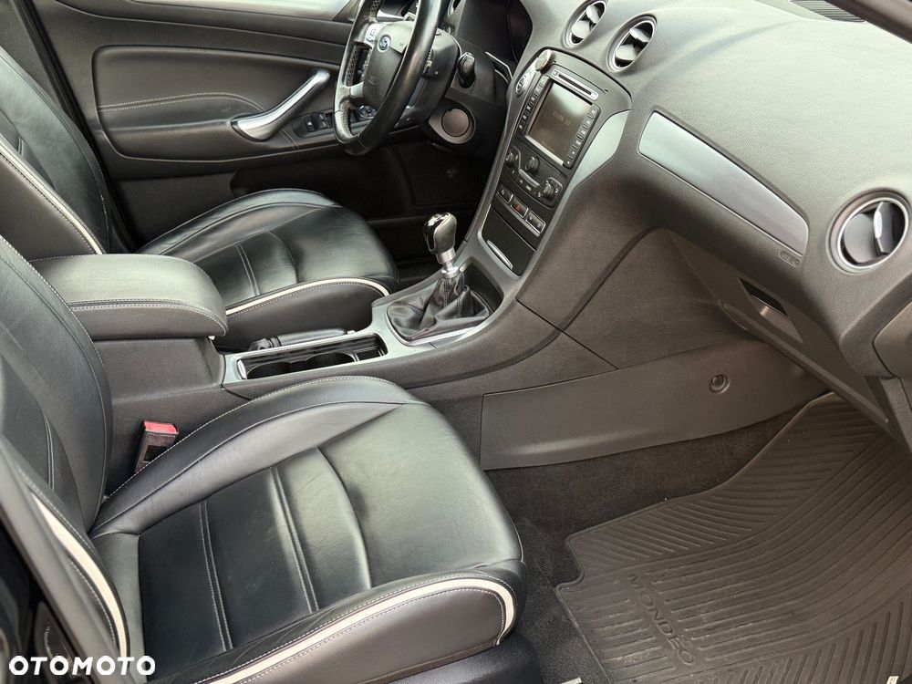 Ford Mondeo - 20