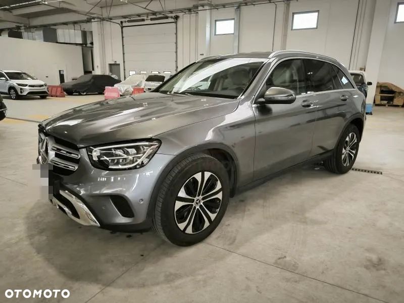 Mercedes-Benz GLC - 1