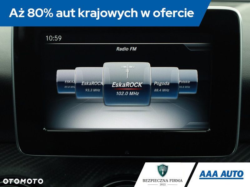 Mercedes-Benz GLA - 11